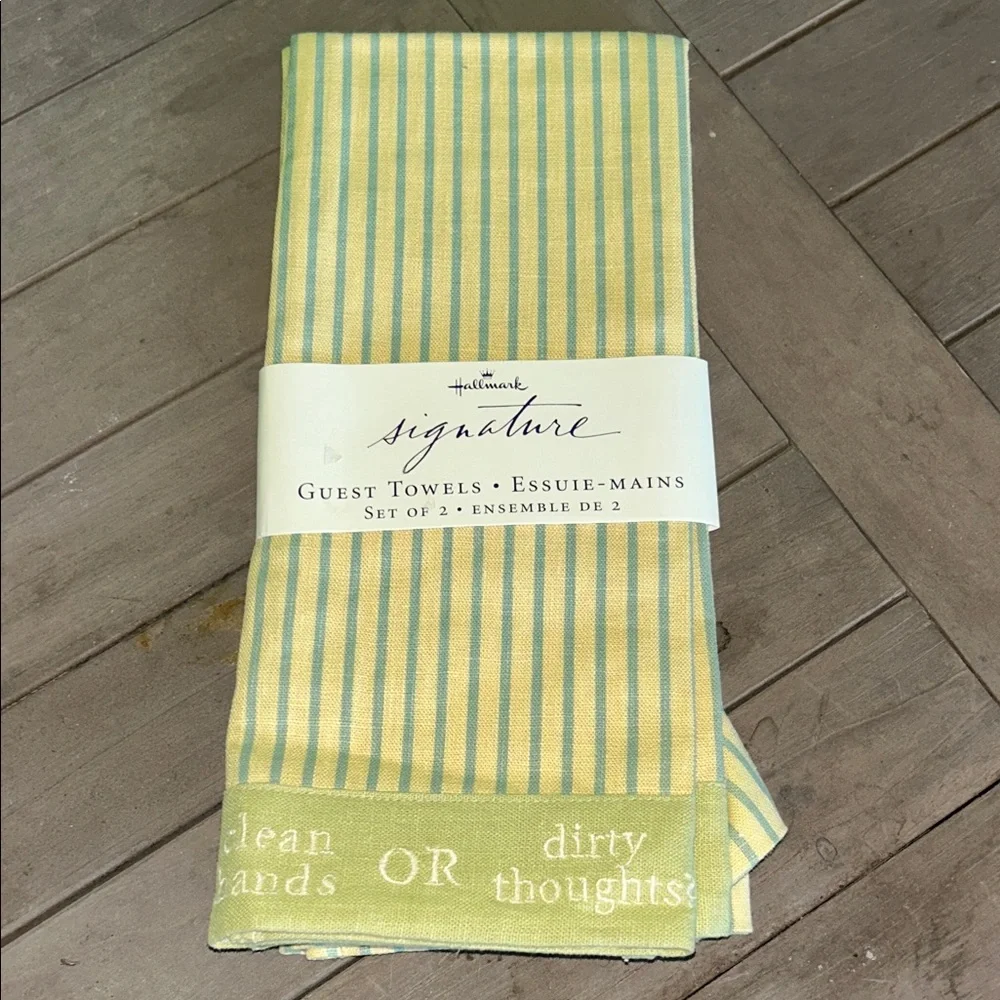 New Hallmark Signature Striped‎  Guest Towels Clean Hands Dirty Thoughts